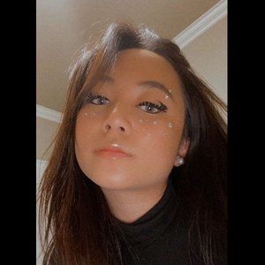 Meet your Posher, Brie